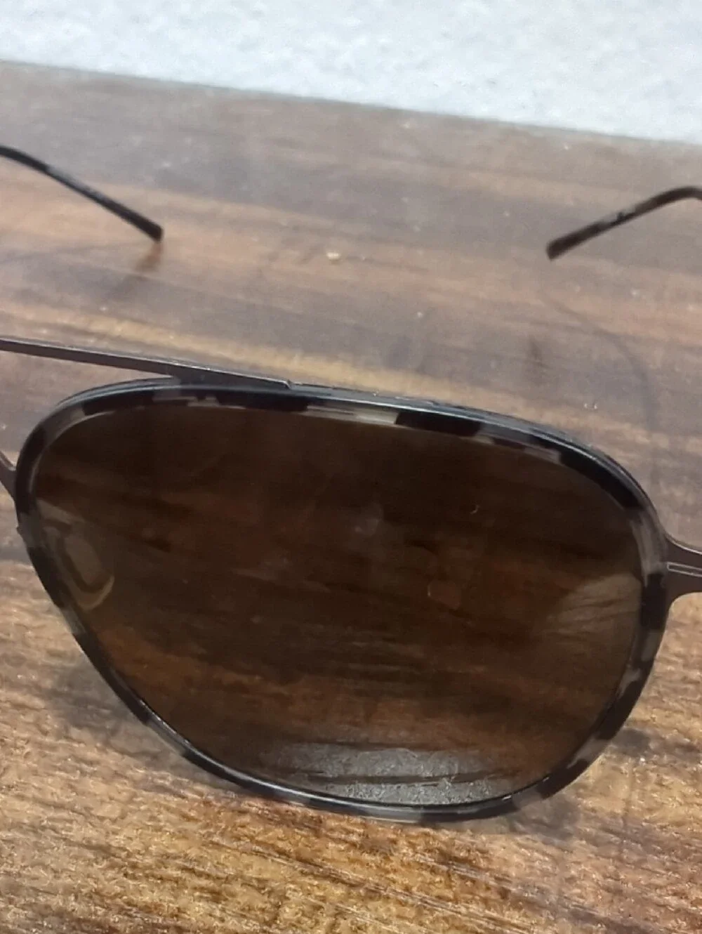 Men's Aviator-Style Sunglasses with Dark Brown Lenses